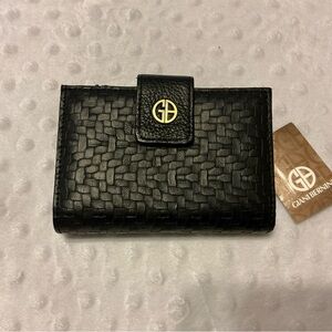 Giani Bernini Black Woven Leather Card Holder with Gold Logo